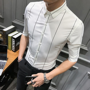 男士中袖衬衫韩版潮流帅气五分袖条纹衬衣夏季发型师青年中袖寸衫