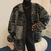 大码女装200斤胖mm秋季韩国小众图腾，提花圆领保暖加厚羊羔，毛外套(毛外套)