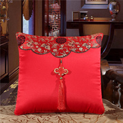 高档中国结大红色抱枕t被子两用沙发靠枕婚庆中式喜庆靠垫汽