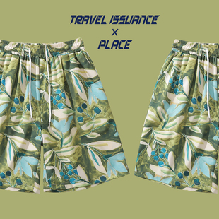 TRAVEL ISSUANCE 绿色涂鸦满印休闲百搭潮牌度假夏威夷风沙滩短裤