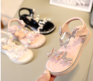 女童水钻凉鞋2024年夏季儿童水晶公主露趾鞋，软底小女孩沙滩鞋