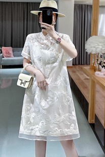 新中式国风改良旗袍别致独特高级感绝美白色，印花连衣裙子女夏