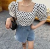 2022年夏季韩版女装方领波点上衣女短袖泡泡袖时尚褶皱衬衫