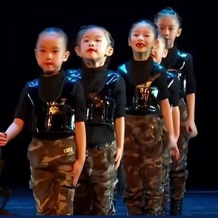 迷彩梦舞蹈演出服小小兵娃娃表演服我的军旅团体套装六一男女
