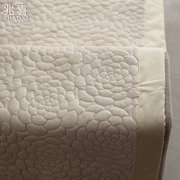 鱼鳞花纯色短毛绒沙发垫布艺，绗缝坐垫欧式高档防滑加厚沙发套