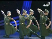 高档成人奔赴女兵舞蹈演出服套装军绿色中年广场舞表演服装女