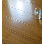 12mm强化复合地板水木地板，家用卧室工装强化地板，20平方起古楠韵调