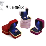 首饰包装盒求婚礼，对戒指盒创意带灯发光钻戒项链礼物