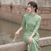 秋冬季蕾丝绣花长款旗袍七分袖绿色气质少女装日常修身连衣裙