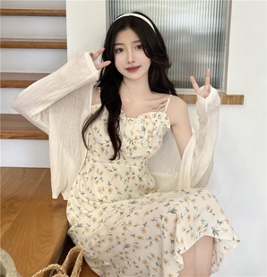 碎花吊带裙夏季初恋约会连衣裙，小个子中长款雪纺，a字裙子套装女秋