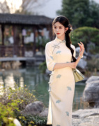 旗袍2024新中式年轻少女日常短袖斜襟可穿白浅绿色连身裙改良