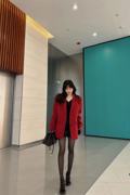 井迪儿绛~韩版性感与众不同版型正立体坑条宽松红色西服外套