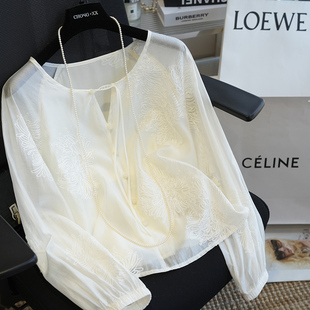 白色新中式国风莱赛尔重工刺绣衬衫女宽松显瘦长袖气质上衣833B