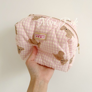 minipink粉软小熊，自制手作收纳包夹棉化妆包大容量粉色系包包