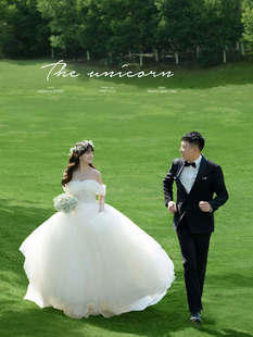 户外婚纱影楼主题有袖，法式摄影礼服复古服装，韩版白色韩版草坪