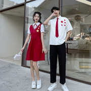 中国短袖男女衬衫假两件衬衣裙，红色成人礼服套装学生毕业拍照班服