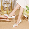 高档卡芙金潮牌琳猴白色主婚纱婚鞋新娘鞋平时可穿结婚鞋子法式缎