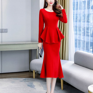 本命年红色套装女秋冬休闲运动高级感荷叶，边鱼尾裙两件套洋气时髦