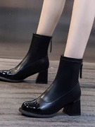 圆头马丁靴女2023秋冬时尚，拼接高跟短靴后拉链，黑色瘦瘦靴粗跟