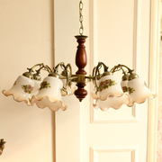 客厅吊灯卧室美式田园乡村风格，复古实木灯，五头吊灯创意彩绘新中式