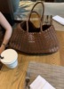 metwo法式棕色纯手工，牛皮编织菜篮子，包女早春小众设计手提包