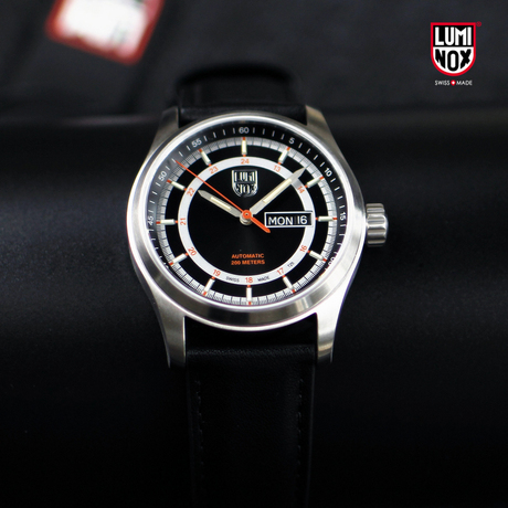 军表 luminox