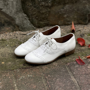 布洛克英伦雕花真皮牛津女鞋软底，法式复古外贸2024春季白色鞋