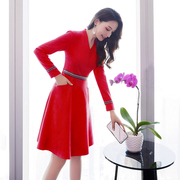 红色礼服连衣裙高级感女装，气质小个子秋冬季2023短款打底裙子