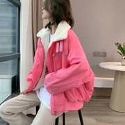 粉色羊羔毛外套(毛外套，)女冬装欧洲站2023欧货加绒加厚短款毛毛机车服