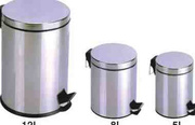 欧式不锈钢垃圾桶创意，时尚家用厨房，卫生间脚踏式垃圾桶上海
