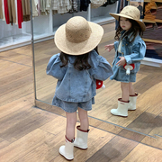 秋季韩版童装女童，套装时髦宝宝休闲牛仔，两件套儿童上衣裙裤