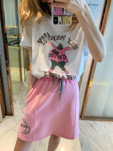  韩国夏季时尚可爱的绿色粉衣服卡通人物印花纯棉薄款短袖T恤