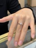 经典四爪0.5-3克拉实验室培育高端莫桑石钻戒指，女情侣婚戒求婚