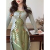 新中式温柔风国风绿色，印花连衣裙+荷叶边针织，开衫两件套套装女秋