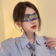 太阳镜个性日系男女超酷二次元，未来科技感一体式眼镜装饰蹦迪墨镜