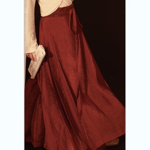 喵吉复古新中式百褶显瘦气质马面裙直筒，长款小个子红色半身裙女秋