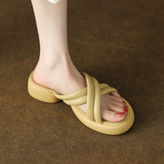 时尚外穿厚底罗马拖鞋交叉带复古一字型，凉拖粗跟平底黄色露趾凉鞋