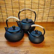 日式铁壶无涂层烧水泡茶壶家用铸铁煮茶器户外炭火炉加热复古茶壶