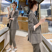 2022时尚春夏秋季套装韩版休闲西装女显瘦小巧两件套
