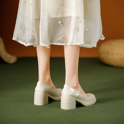 真皮玛丽珍粗跟单鞋2024春秋女法式复古高跟鞋一字带仙女鞋