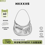 HXXXXS乃万同款原创朋克贝斯半月包大单肩斜跨腋下包