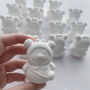 3D背包熊石膏娃娃 涂色儿童玩具石膏白胚彩绘手工涂色石膏娃娃