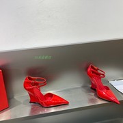 高定红色亮面尖头坡跟凉鞋女2024绝美超高跟10cm性感走秀女鞋