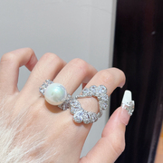 原创设计感一款两戴贝母珍珠戒指女重工奢华夸张大气质镶钻食指戒