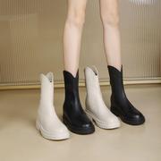 马丁靴女春秋单靴2023年英伦，风高跟厚底内增高小个子白色短靴