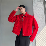 中国红短款夹克个性金属扣设计感潮流男士秋冬款丝绒精致亮色外套