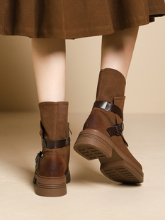 惠州马丁靴女2023厚底圆头磨砂，复古棕色短靴秋季绒面中筒靴子