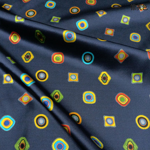 藏青色底特色圆形眼睛图案数码喷绘桑蚕丝面料19姆米真丝绸缎布