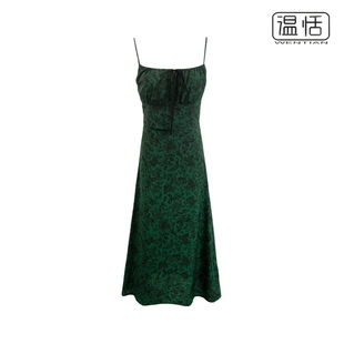 法式墨绿色复古碎花，吊带裙女胸前系带显瘦收腰度假连衣裙