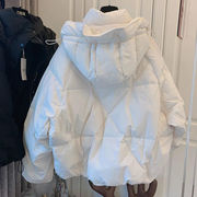 大码云朵棉服女设计感2023冬季宽松短款白色，羽绒棉衣连帽外套